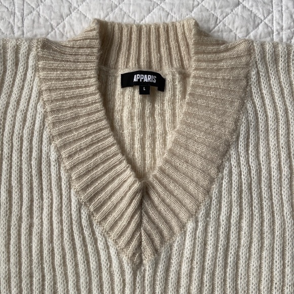 Apparis Anita Two Tone Ribbed Knit V Neck Sweater Cream Tan Large NEW - Picture 3 of 16